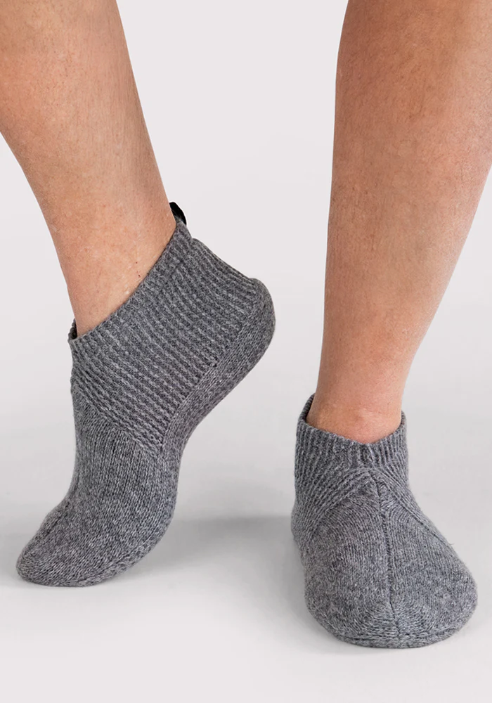 Mens Gripper Slippers - Gentle Grey - Image 2