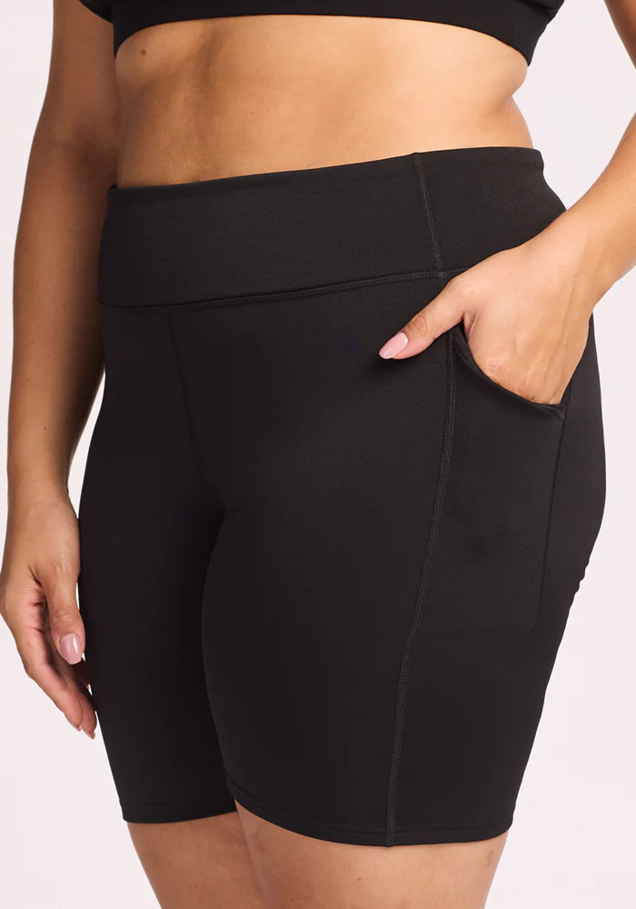 Merino Flex® Dani Bike Shorts - Black - Image 10